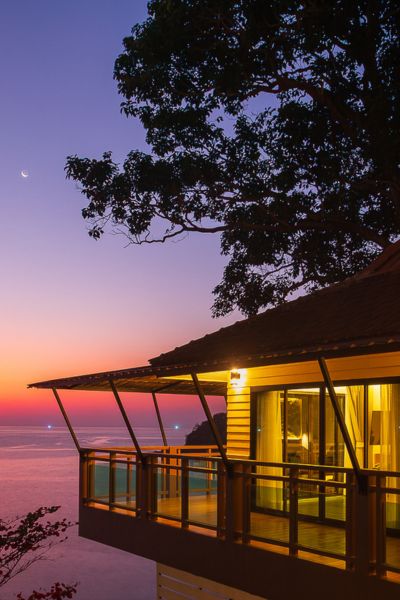 Grand Executive Oceanfront